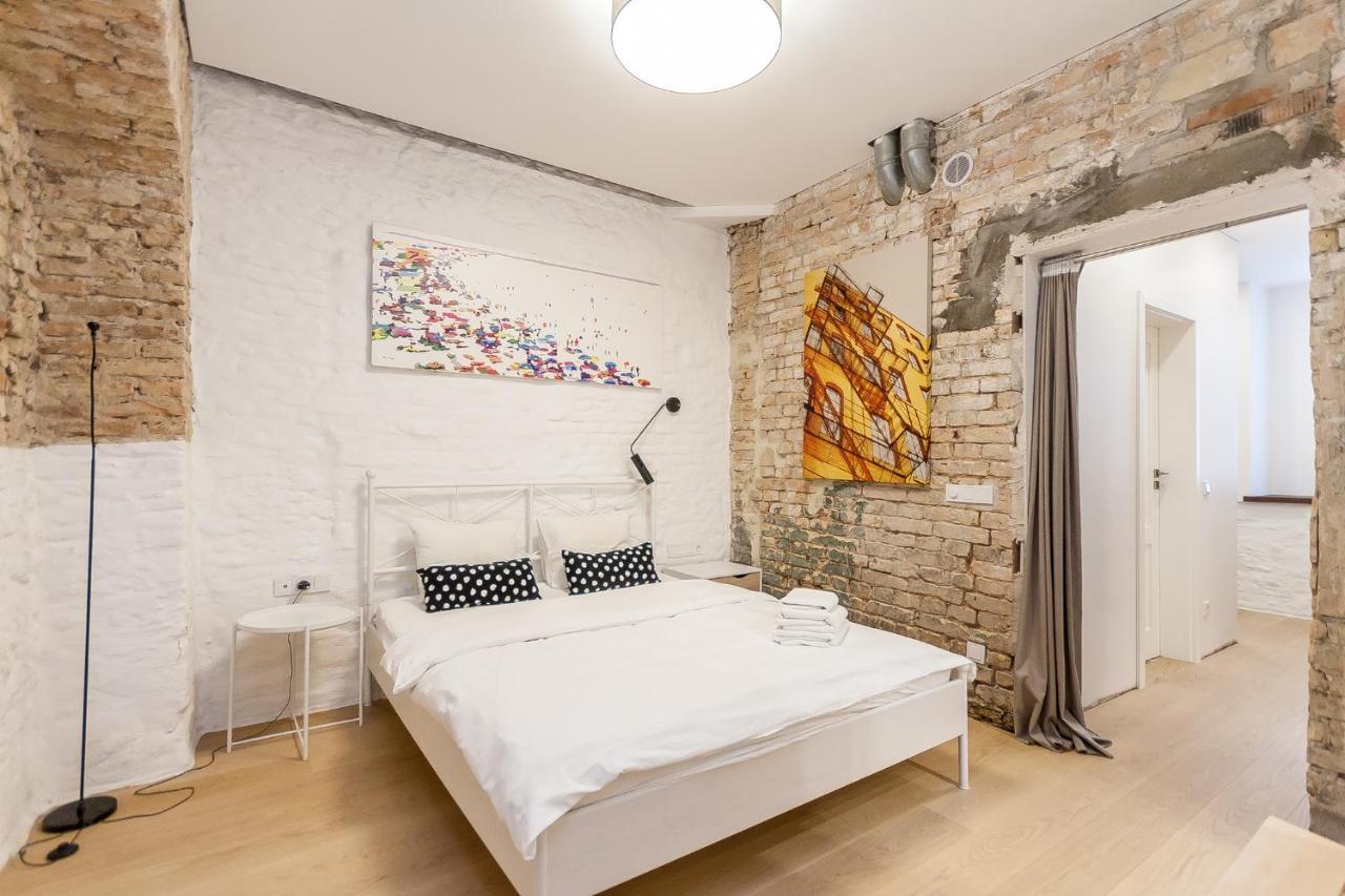 Old Town Pylimo Apartment By Urban Rent Vilnius Ngoại thất bức ảnh